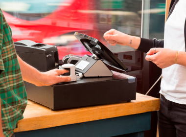 Báo cáo: Đến năm 2026, giao dịch tiền mặt tại Mỹ chỉ chiếm khoảng 25% - Máy in thẻ nhựa, máy dập nổi, đầu đọc thẻ nhựa