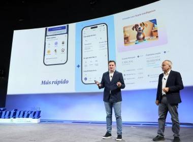 BBVA cho phép khách hàng tự tạo thiết kế thẻ riêng biệt - Máy in thẻ nhựa, máy dập nổi, đầu đọc thẻ nhựa