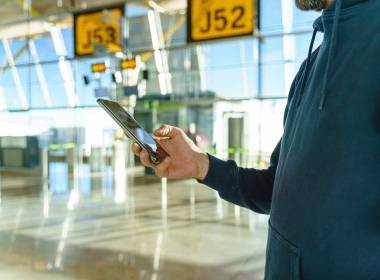 SITA: Hành khách muốn du lịch số hóa với ID điện tử - Máy in thẻ nhựa, máy dập nổi, đầu đọc thẻ nhựa