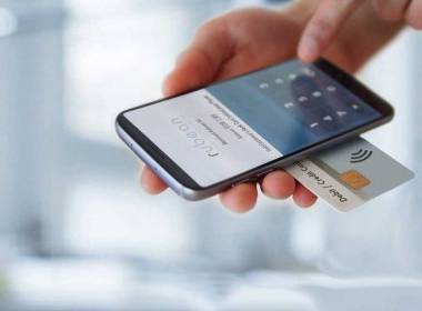 BBVA thí điểm thanh toán không tiếp xúc trên điện thoại - Máy in thẻ nhựa, máy dập nổi, đầu đọc thẻ nhựa