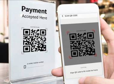 Mã QR thúc đẩy thanh toán xuyên biên giới - Máy in thẻ nhựa, máy dập nổi, đầu đọc thẻ nhựa